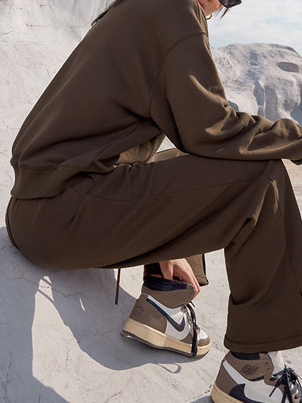 Round Neck Long Sleeve Top & Elastic Waist Pants Set